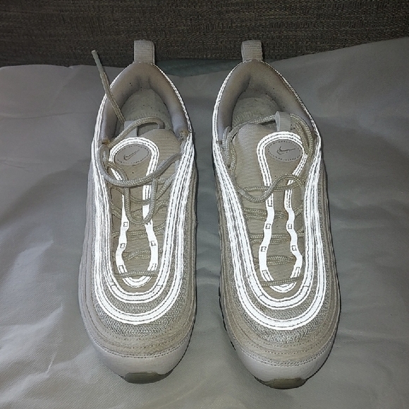 Nike Women's Reflective Gray Sneakers - Picture 1 of 3